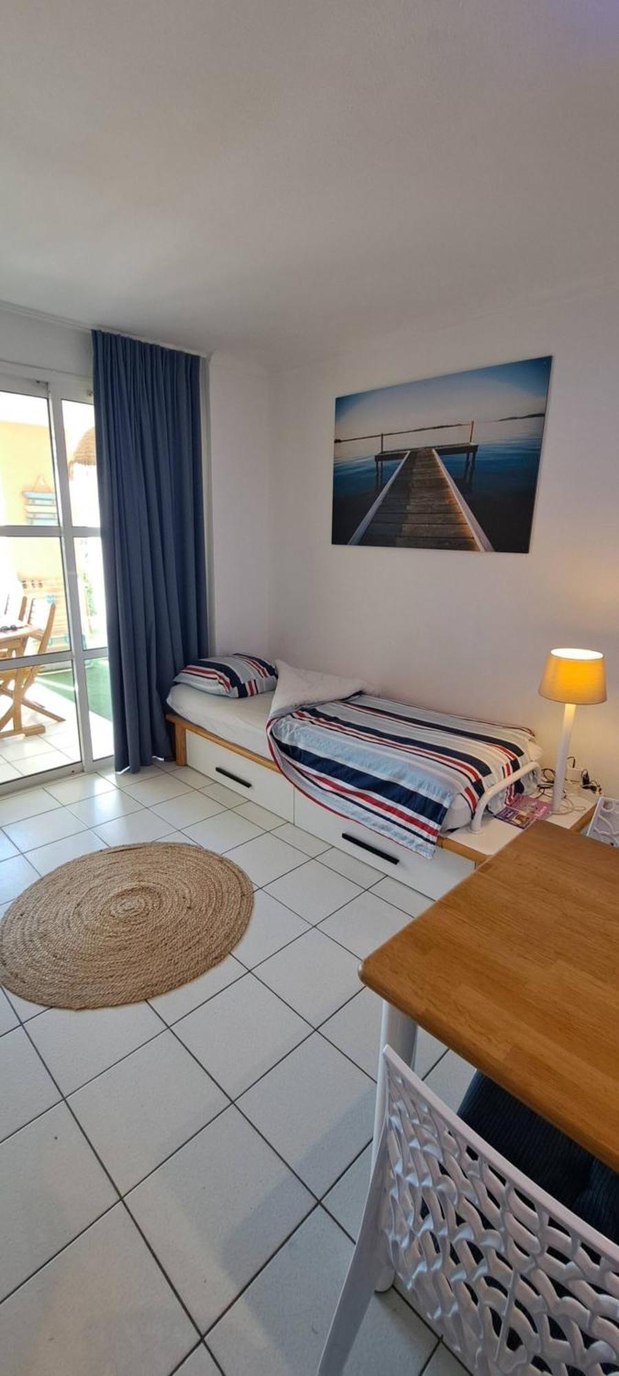 Cadre D'Exception: Panoramic Sea View Apartment in Saint-Raphael Exterior photo